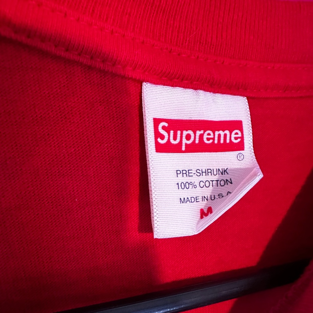 SUPREME Men’s “Venus” T-Shirt - Picture 3 of 5